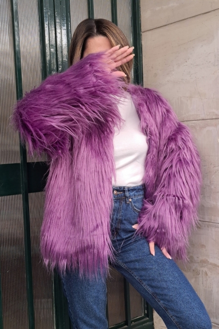 Bryanna faux fur κοντή γούνα σε μωβ απόχρωση