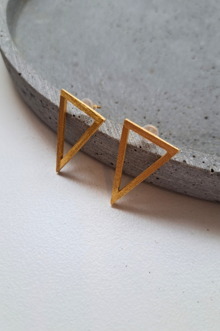 Triangle earrings σε χρυσή απόχρωση