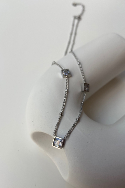 Zircon silver shade necklace
