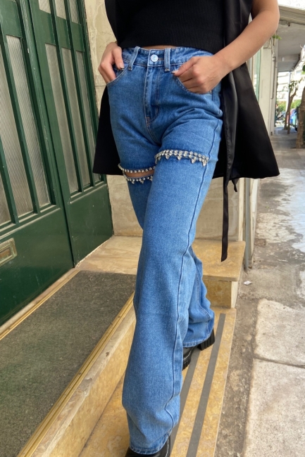 Athena jean με σκισίματα και στρας