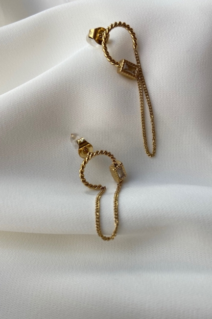 Earrings with chain