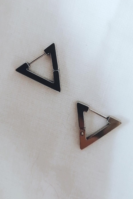 Triangle silver earrings
