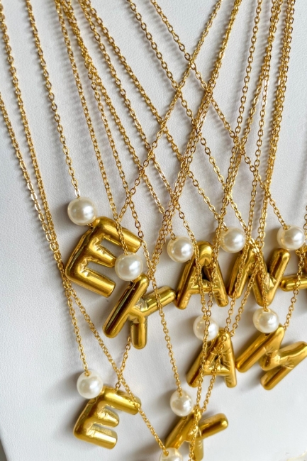 Monogram Chain Gold with Pearl