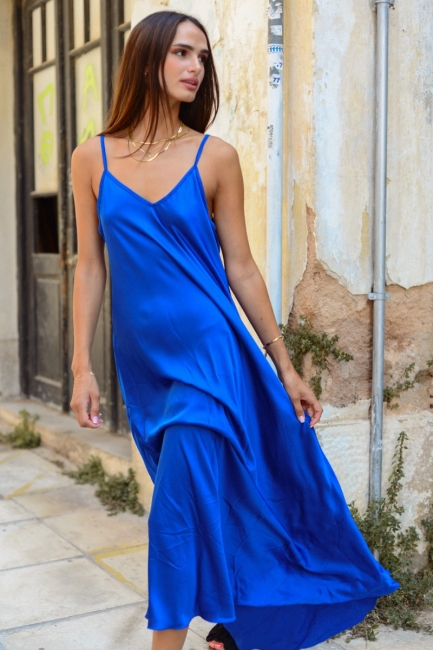 Liana oversized μάξι σατέν φόρεμα σε μπλε απόχρωση