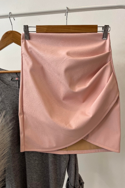 Enrica δερματίνη φούστα σε ροζ