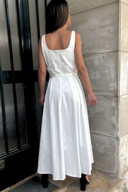 Erato φόρεμα σε λευκή απόχρωση