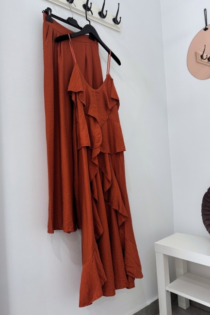 Set Top Μακρύ με Βολάν & Παντελόνα σε εκάι απόχρωση